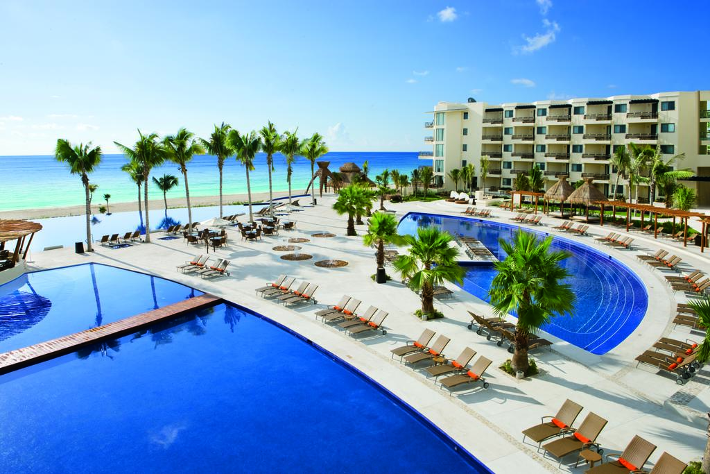 Dreams Riviera Cancun Resort and Spa All-Inclusive