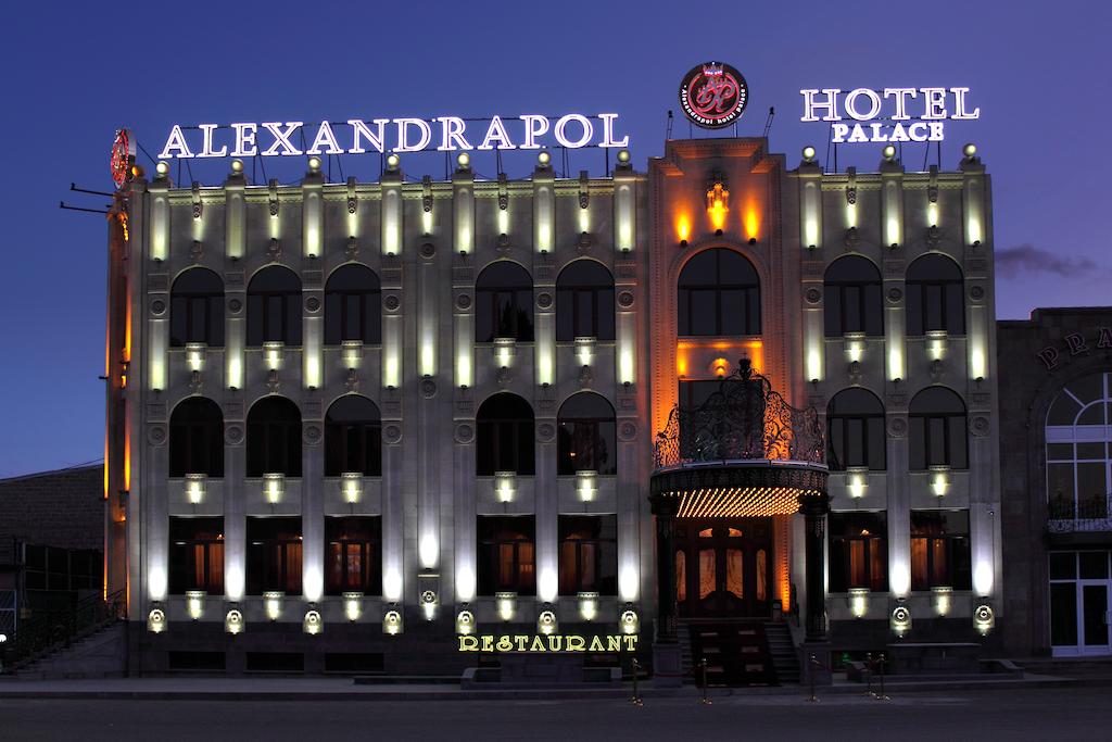 Alexandrapol Palace Hotel