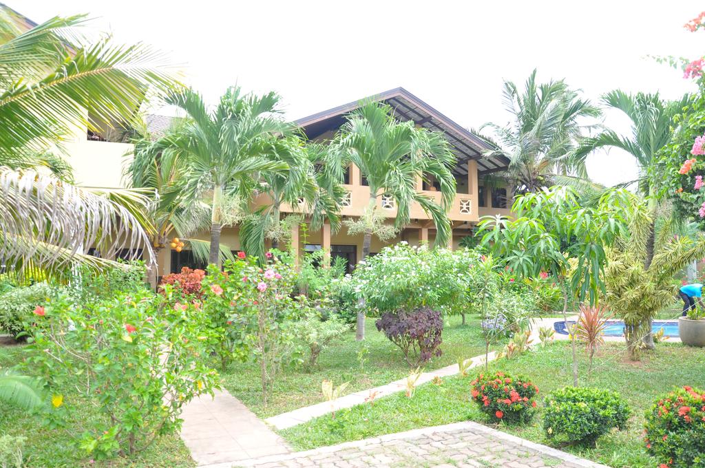 Solomon Beach Hotel