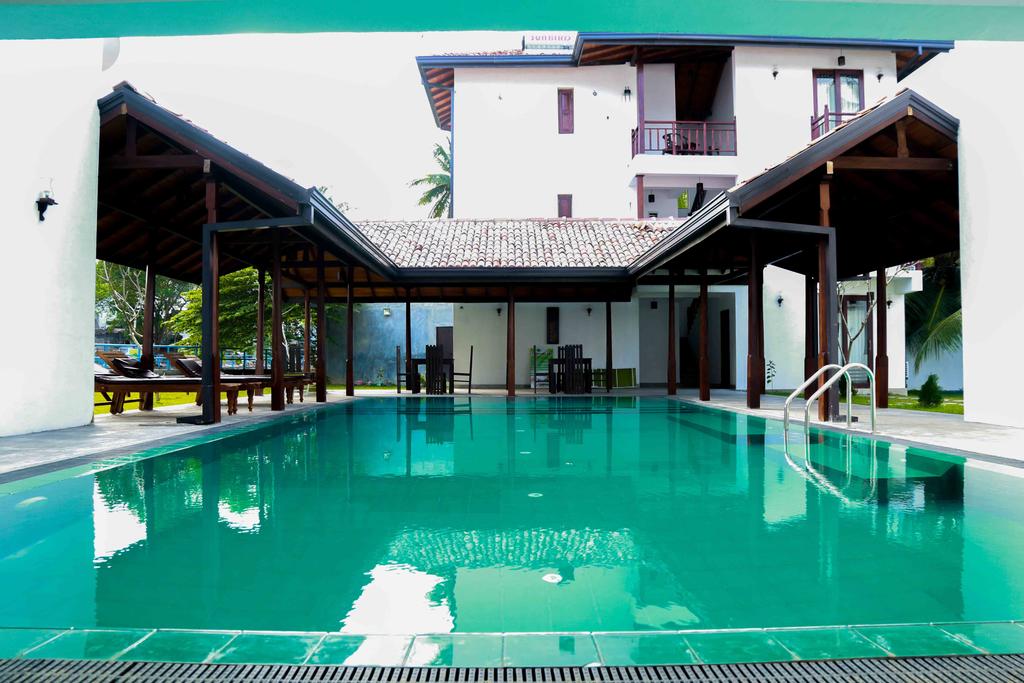 Lagoon Boutique Hotel