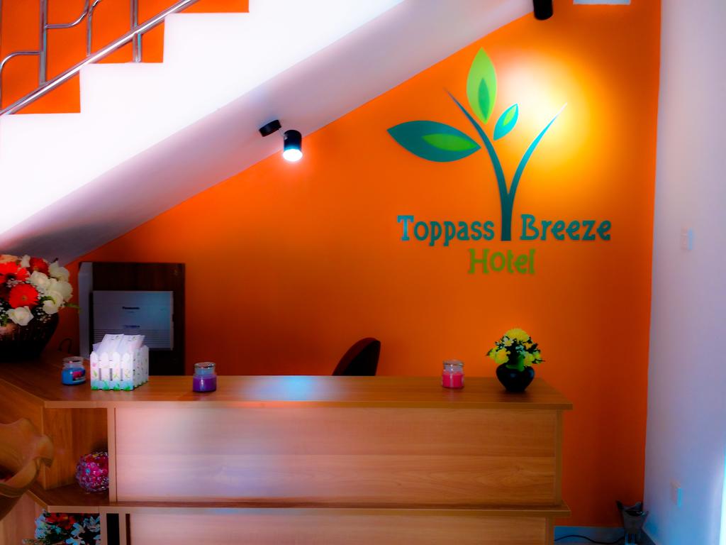 Toppass Breeze Hotel