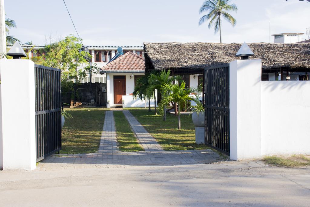 Achintha beach cottage