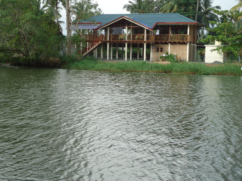 Hotel River Bank Matara