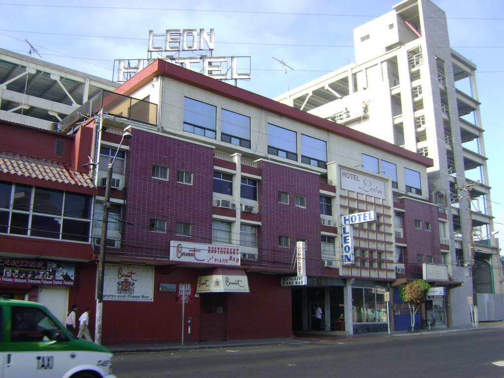 Hotel Leon