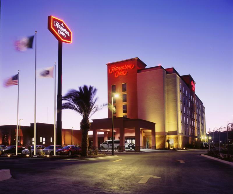 Holiday Inn Exp Saltillo Zona