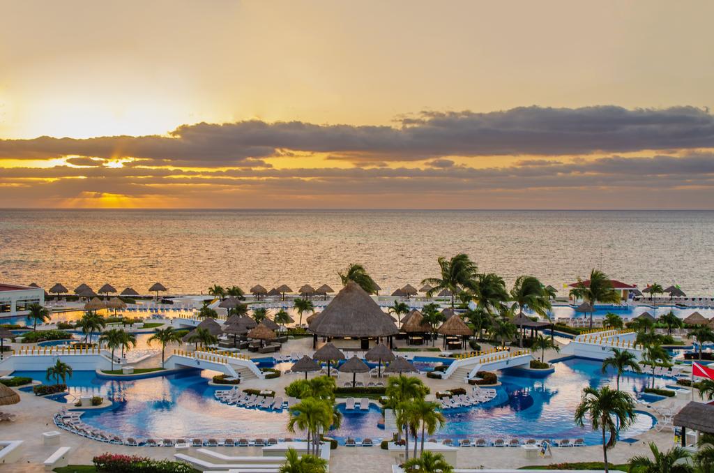 Moon Palace Golf and Spa Resort All-Inclusive