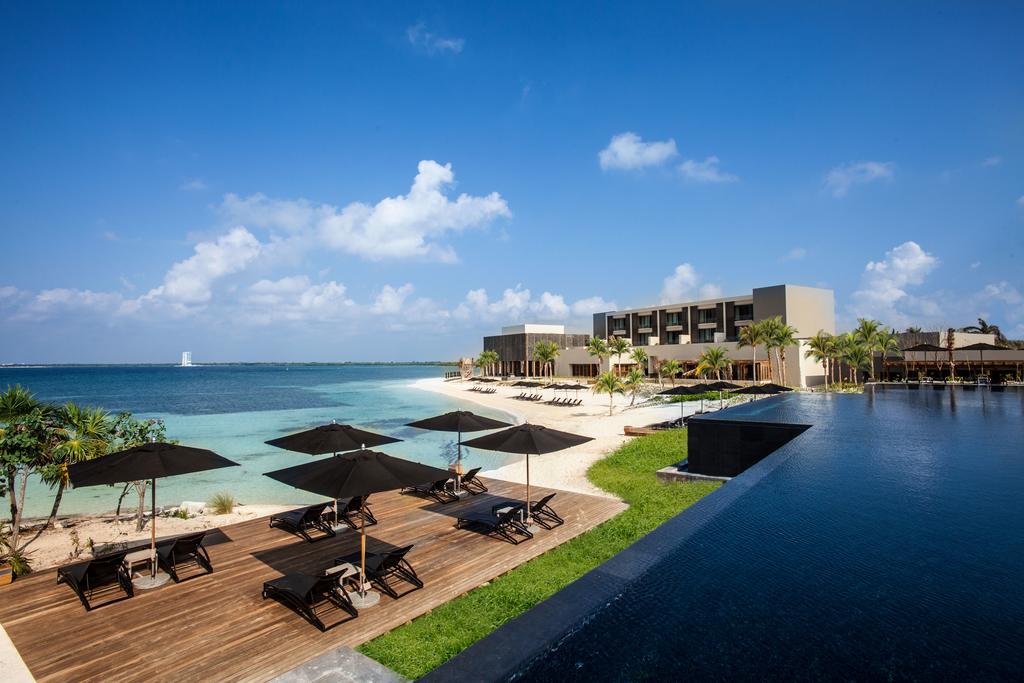 NIZUC Resort and Spa Preferred LEGEND Collection