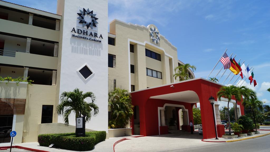 Hotel Adhara Hacienda Cancun