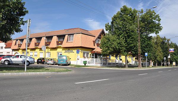 Hotel Napsugár