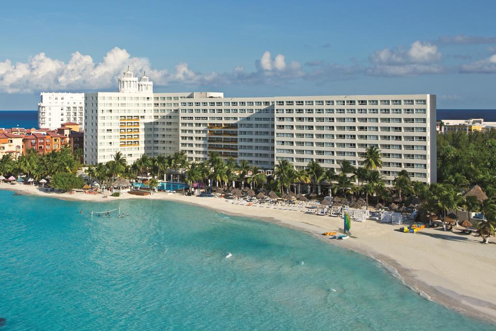 Dreams Sands Cancun Resort and Spa