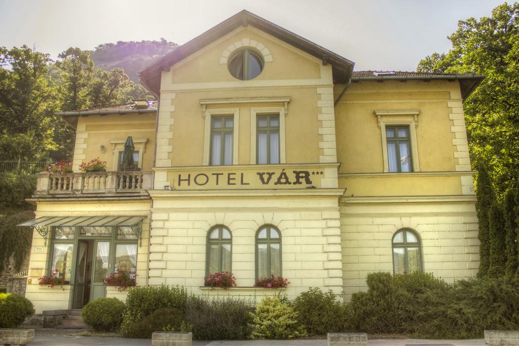 Hotel Vár Kastélyszálló