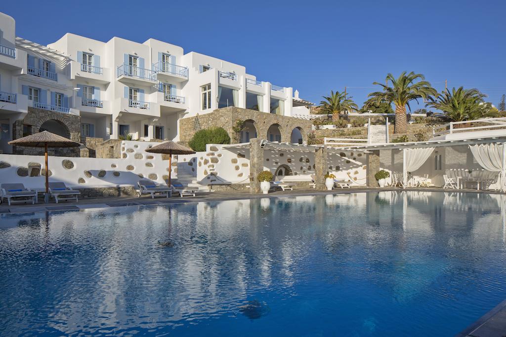 Manoulas Beach Mykonos Resort