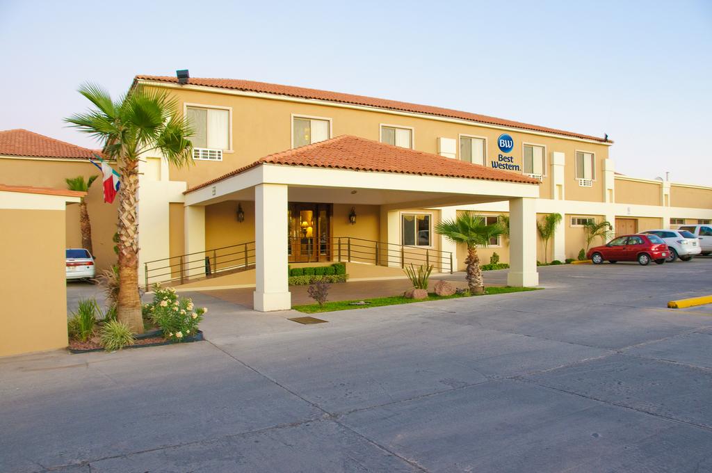 BEST WESTERN Cumbres Aeropuerto