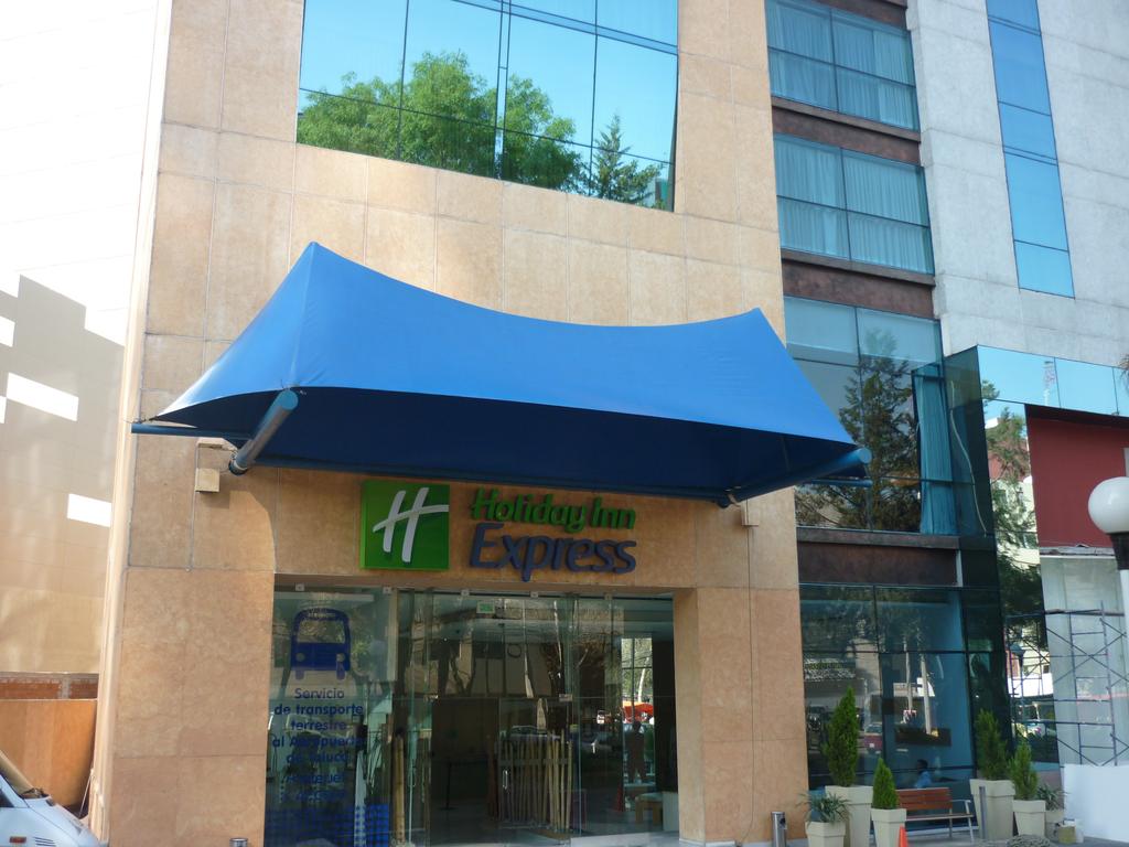 Holiday Inn Express Hotel and Suites Mexico City - the WTC