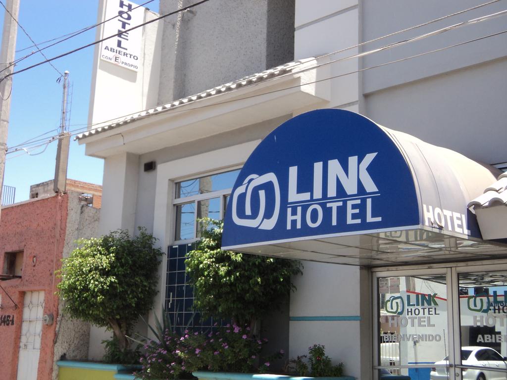 Link Hotel