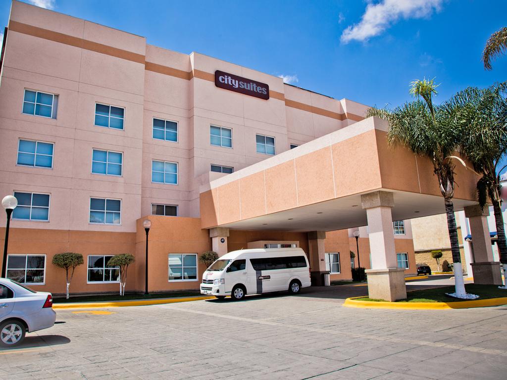 City Express Suites San Luis Potosí