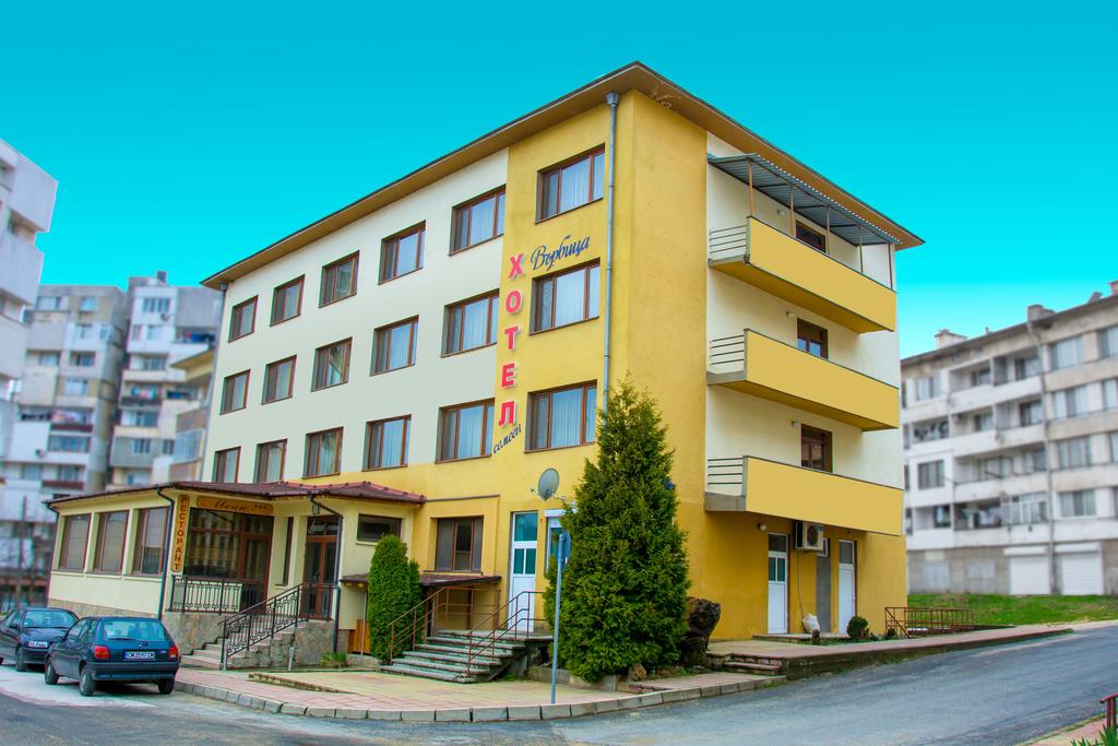 Family Hotel Varbitsa