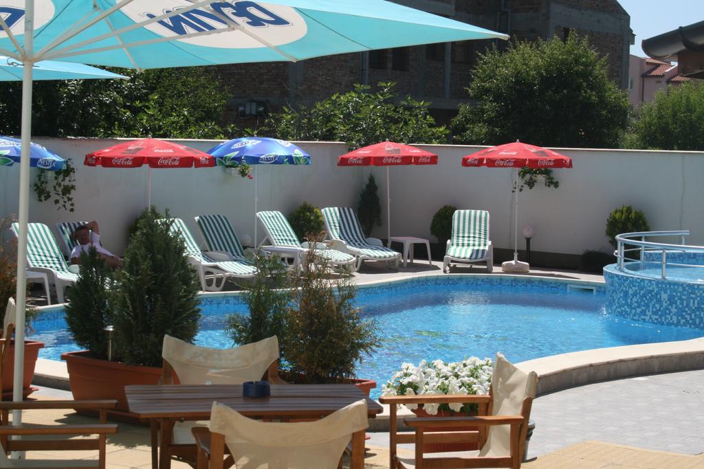 Mirana Family Hotel