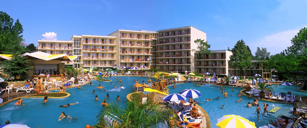 Vita Park Hotel - Aqua Park and All Inclusive