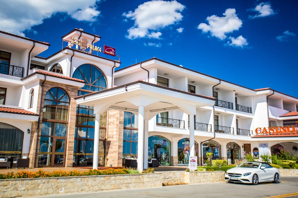 Palace-Marina Dinevi Hotel