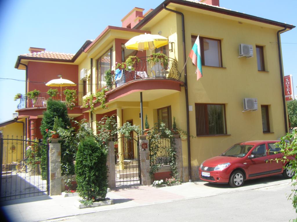 Family Hotel Kavrakovi