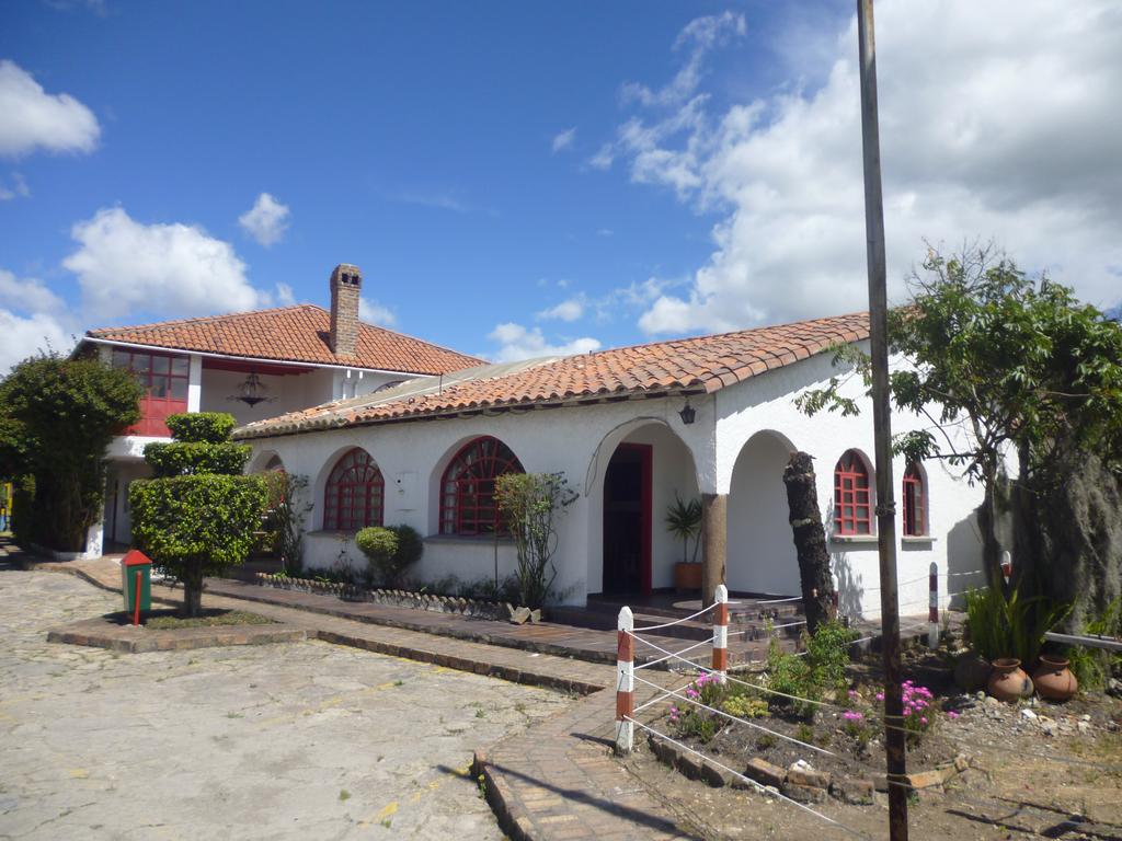 Hotel Cabanas El Porton