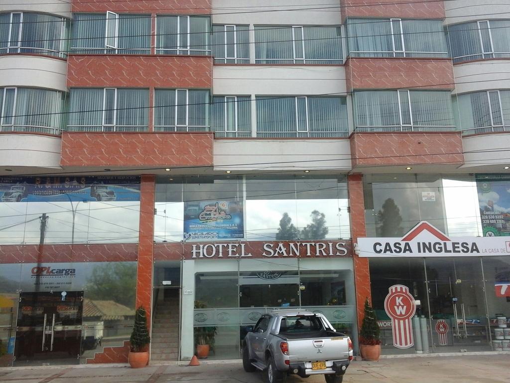 Hotel Santris