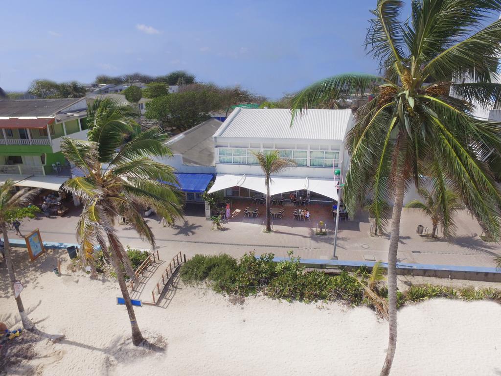 Portobelo Beach