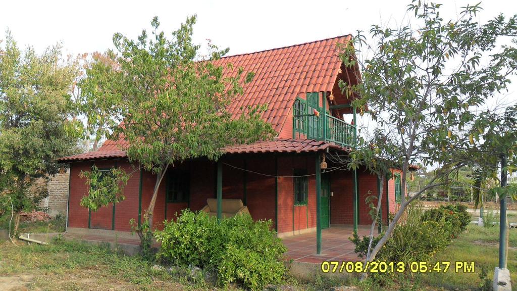 Hotel y Cabañas Brisas del Caribe