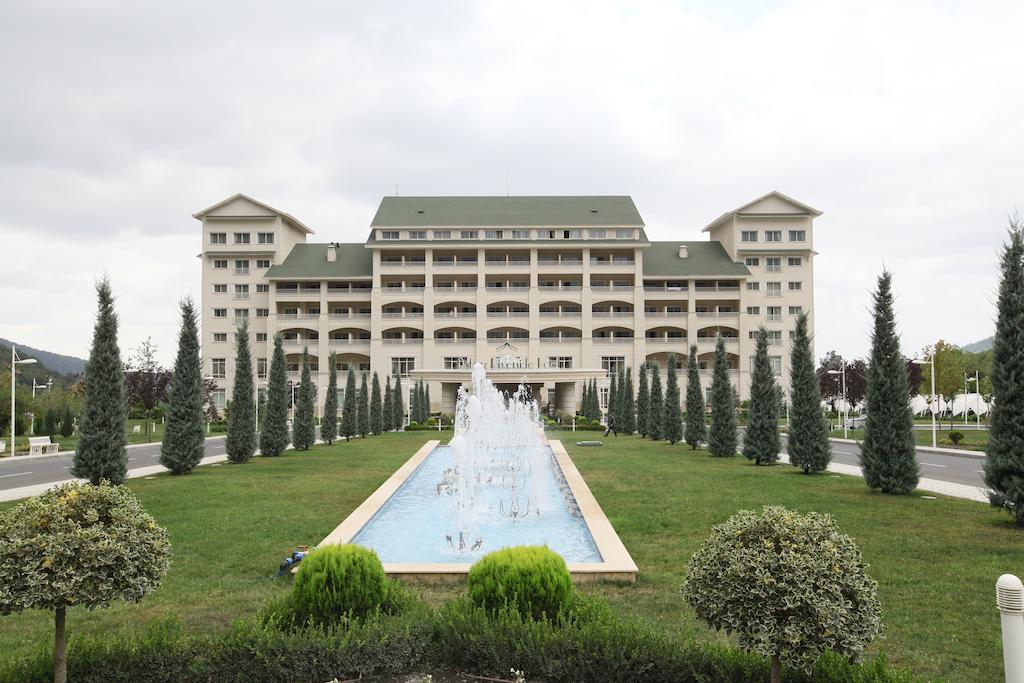 Qafqaz Riverside Resort Hotel