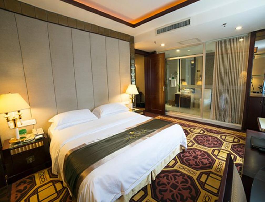 Zhuhai Yijian Holiday Hotel