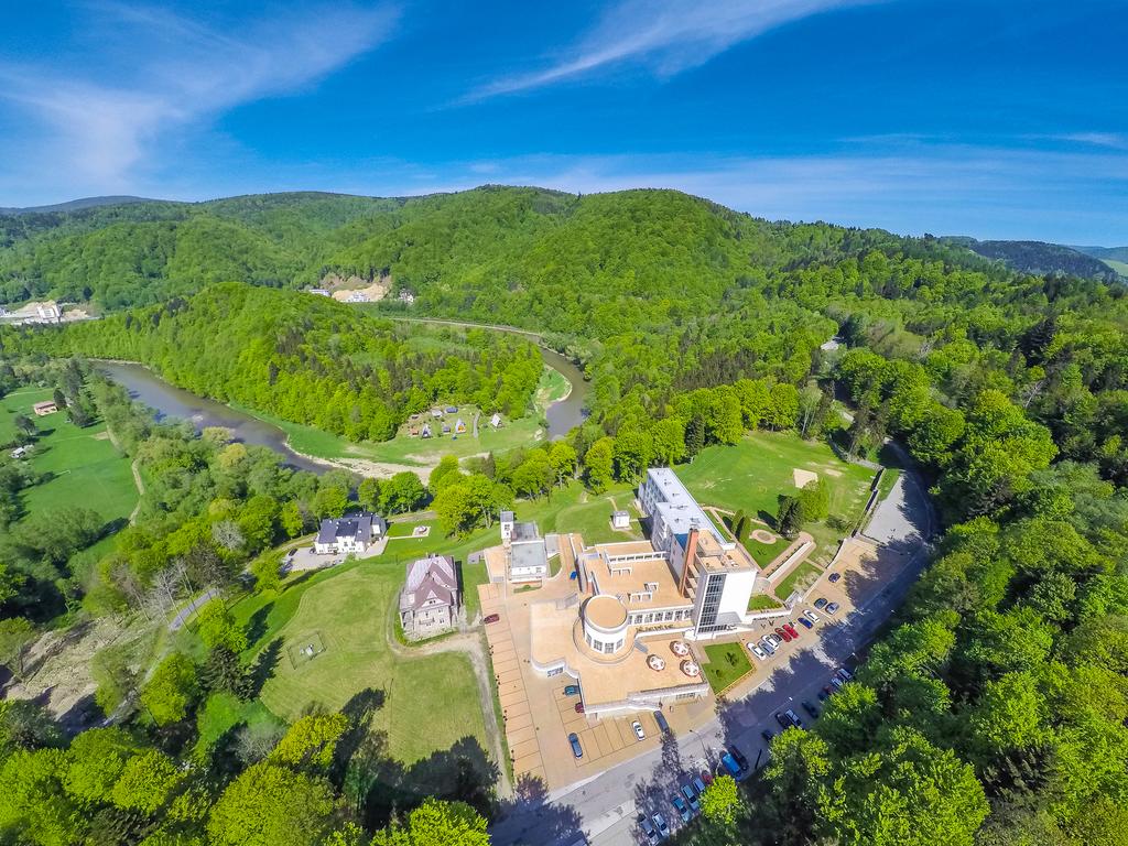 Sanatorium Uzdrowiskowe Wiktor Cechini