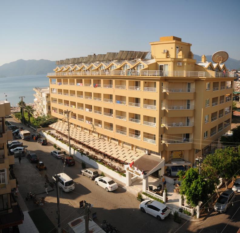 Mert Seaside Hotel