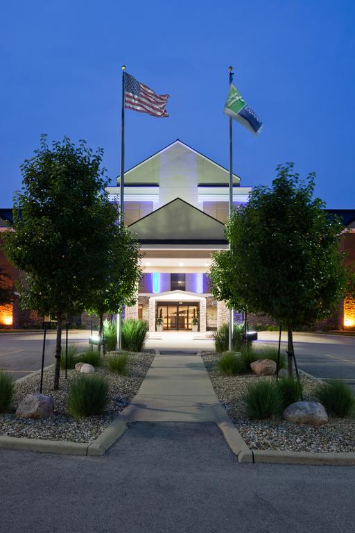 Holiday Inn Express Cedar Rapids