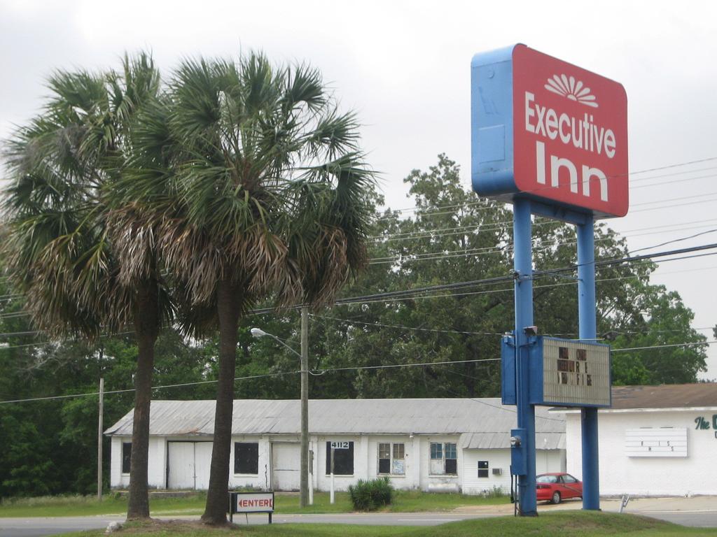 Executive Inn Marianna