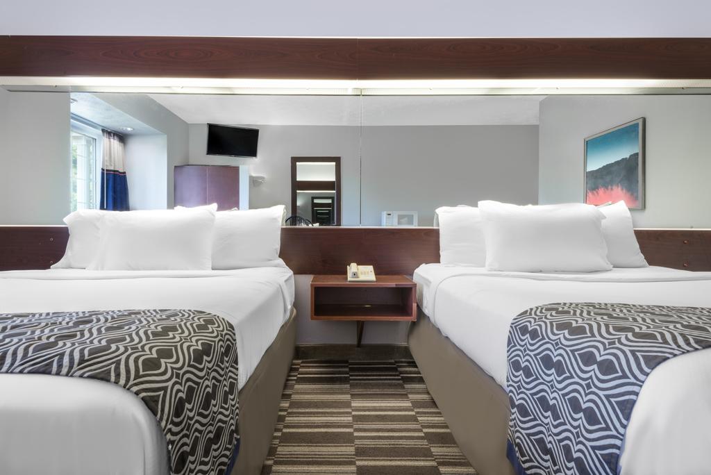 Microtel Inn and Suites by Wyndham London