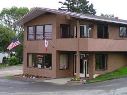 Voyageur Motel