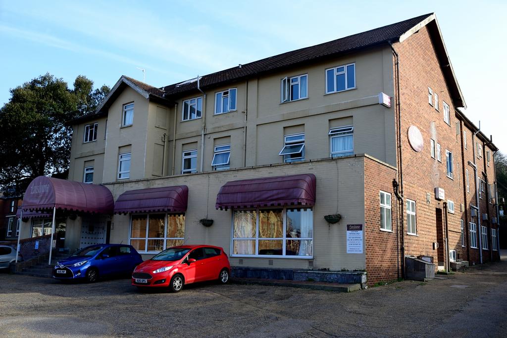 Lansdowne Hotel And Conference Centre