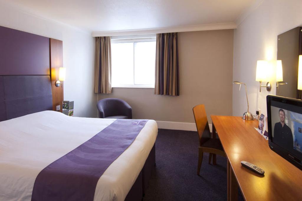 Premier Inn Edinburgh Central