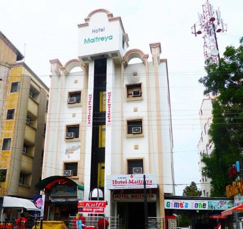 Hotel Maitreya