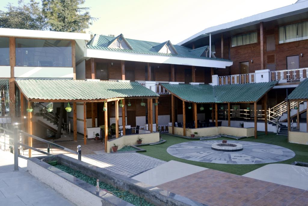 Treehouse Chail Villas