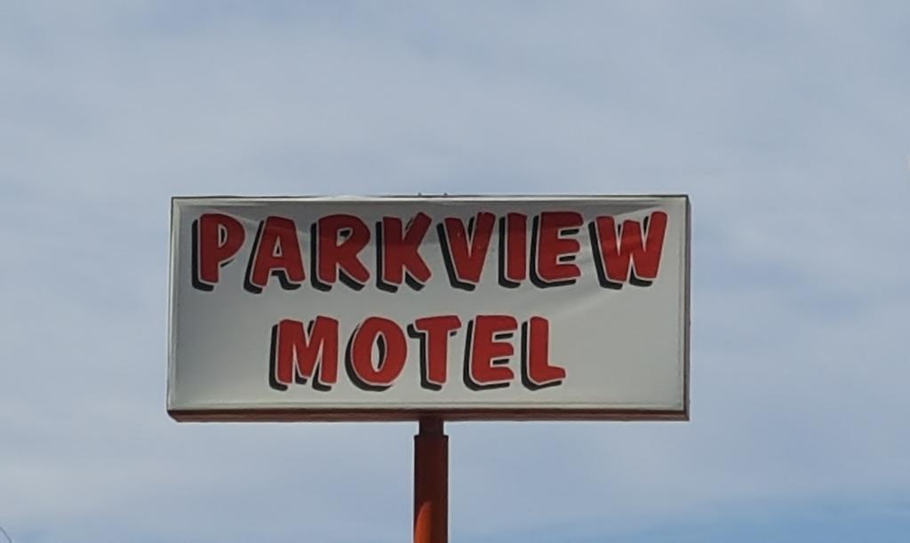 Parkview Motel