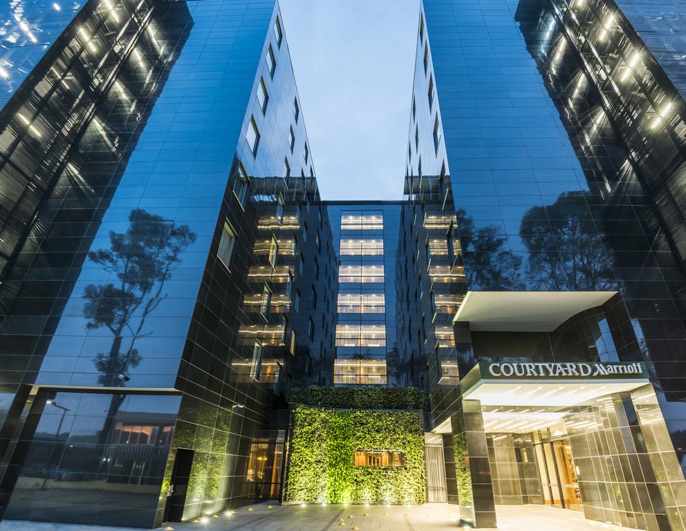 Courtyard by Marriott Bogota Airport