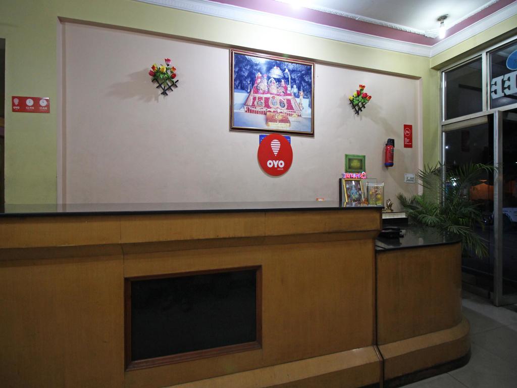 OYO Rooms Near Pujari Asharam