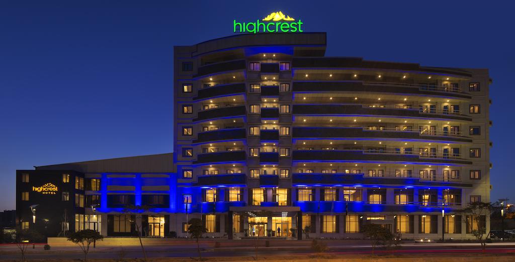 HighCrest Hotel