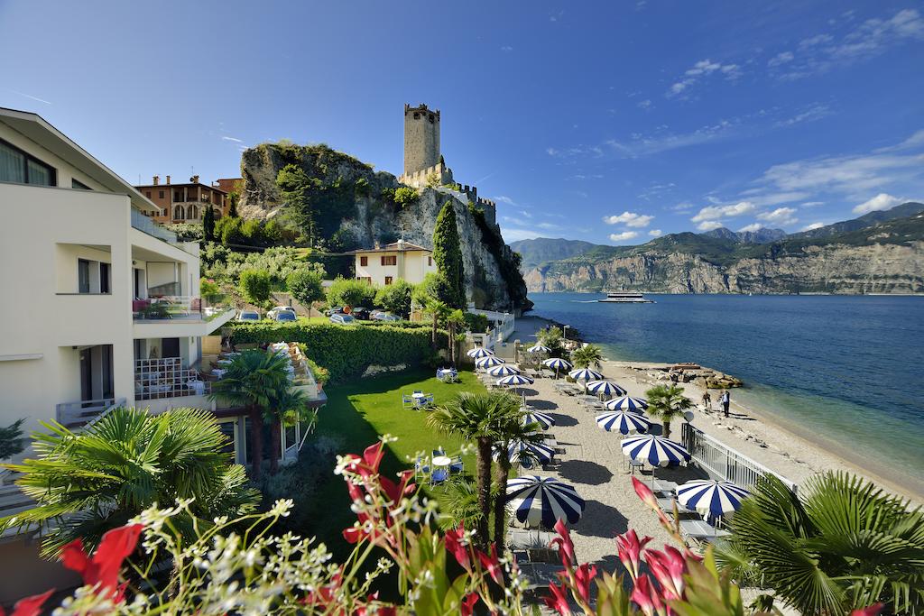 Hotel Castello Lake Front