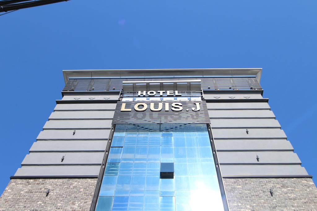 HOTEL LOUISJ