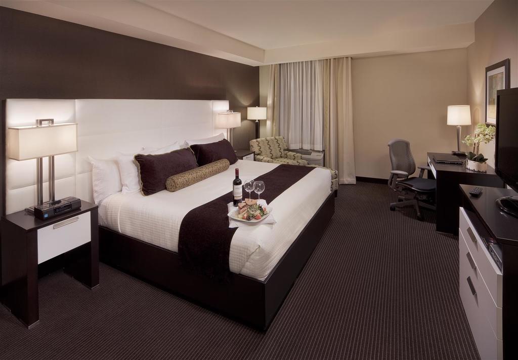 Best Western Premier NYC Gateway Hotel