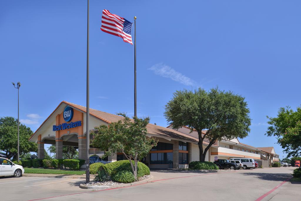 BEST WESTERN Irving Inn and Suites - DFW Airport