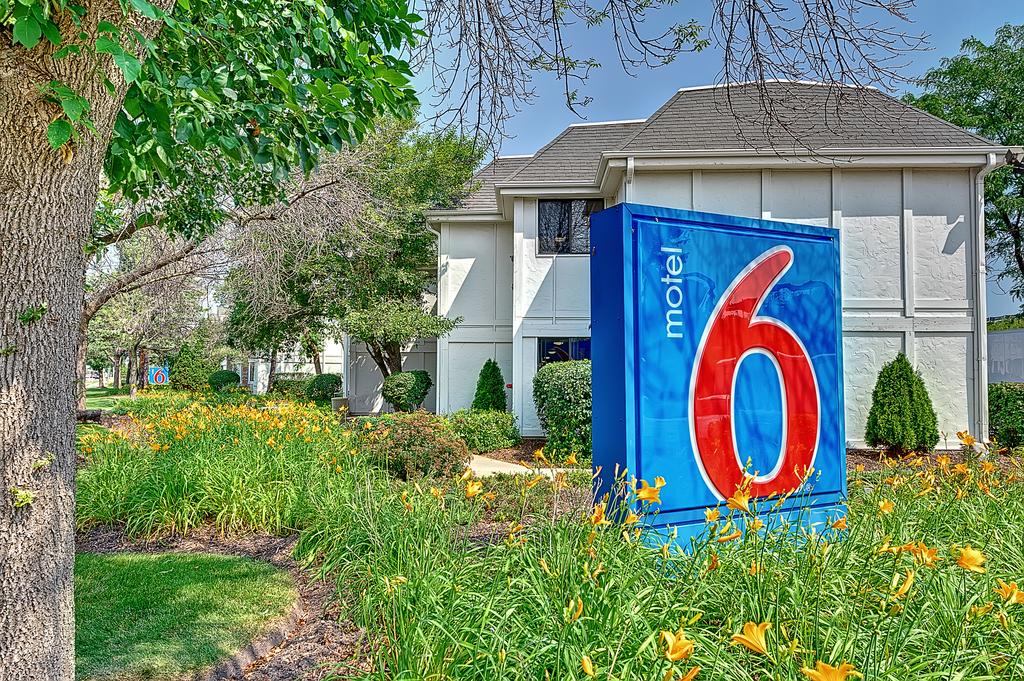 Motel 6 Chicago North - Glenview